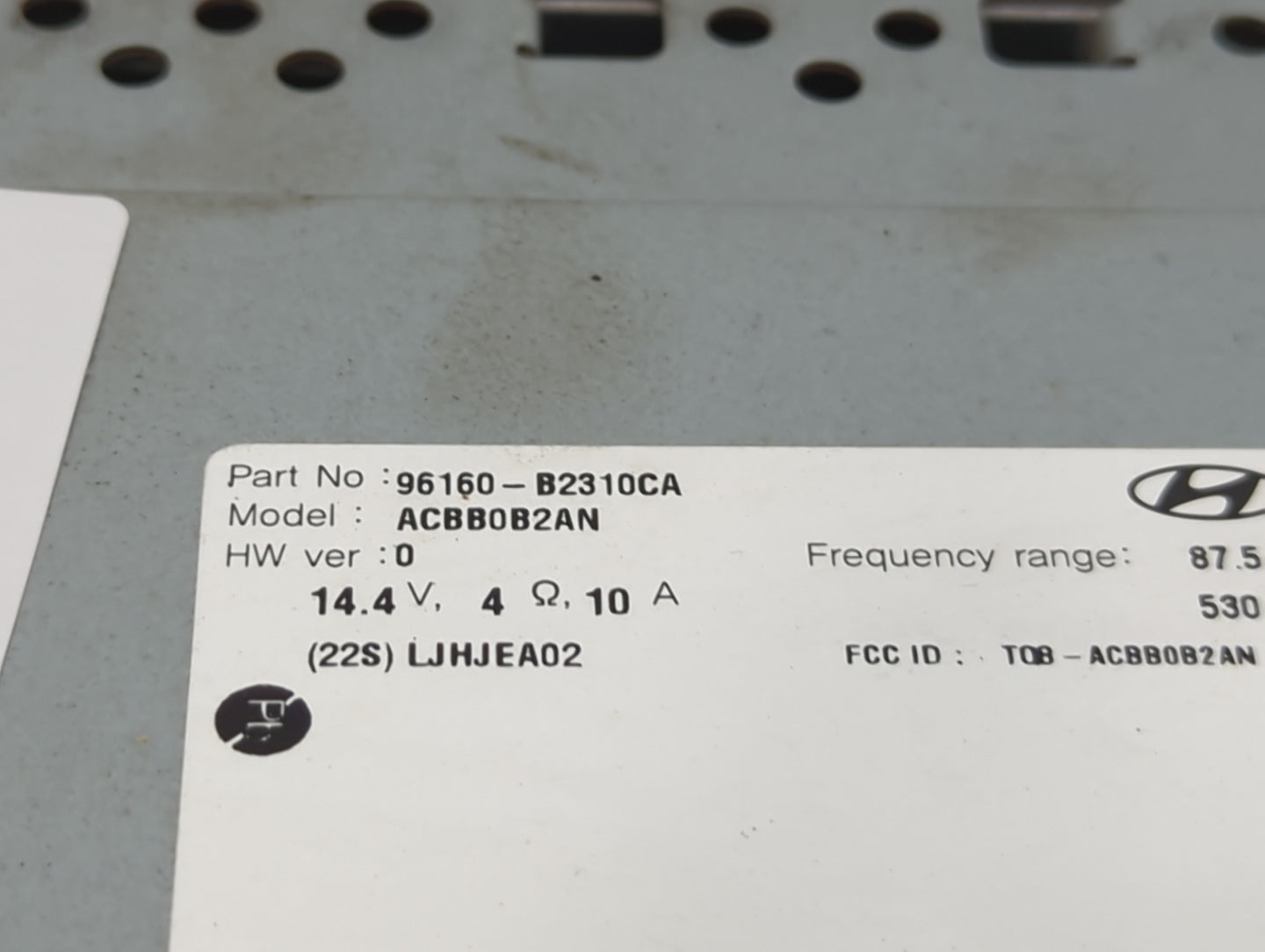 2017-2019 Kia Soul Radio AM FM Cd Player Receiver Replacement P/N:96160-B2310CA Fits Fits 2017 2018 2019 OEM Used Auto Parts