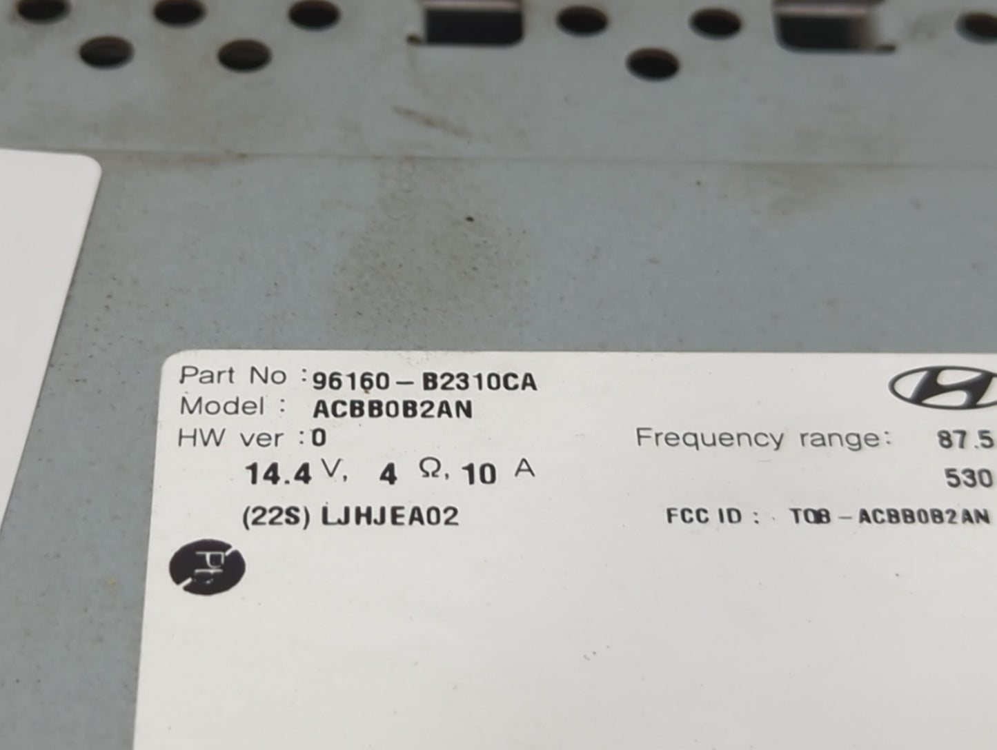 2017-2019 Kia Soul Radio AM FM Cd Player Receiver Replacement P/N:96160-B2310CA Fits Fits 2017 2018 2019 OEM Used Auto Parts