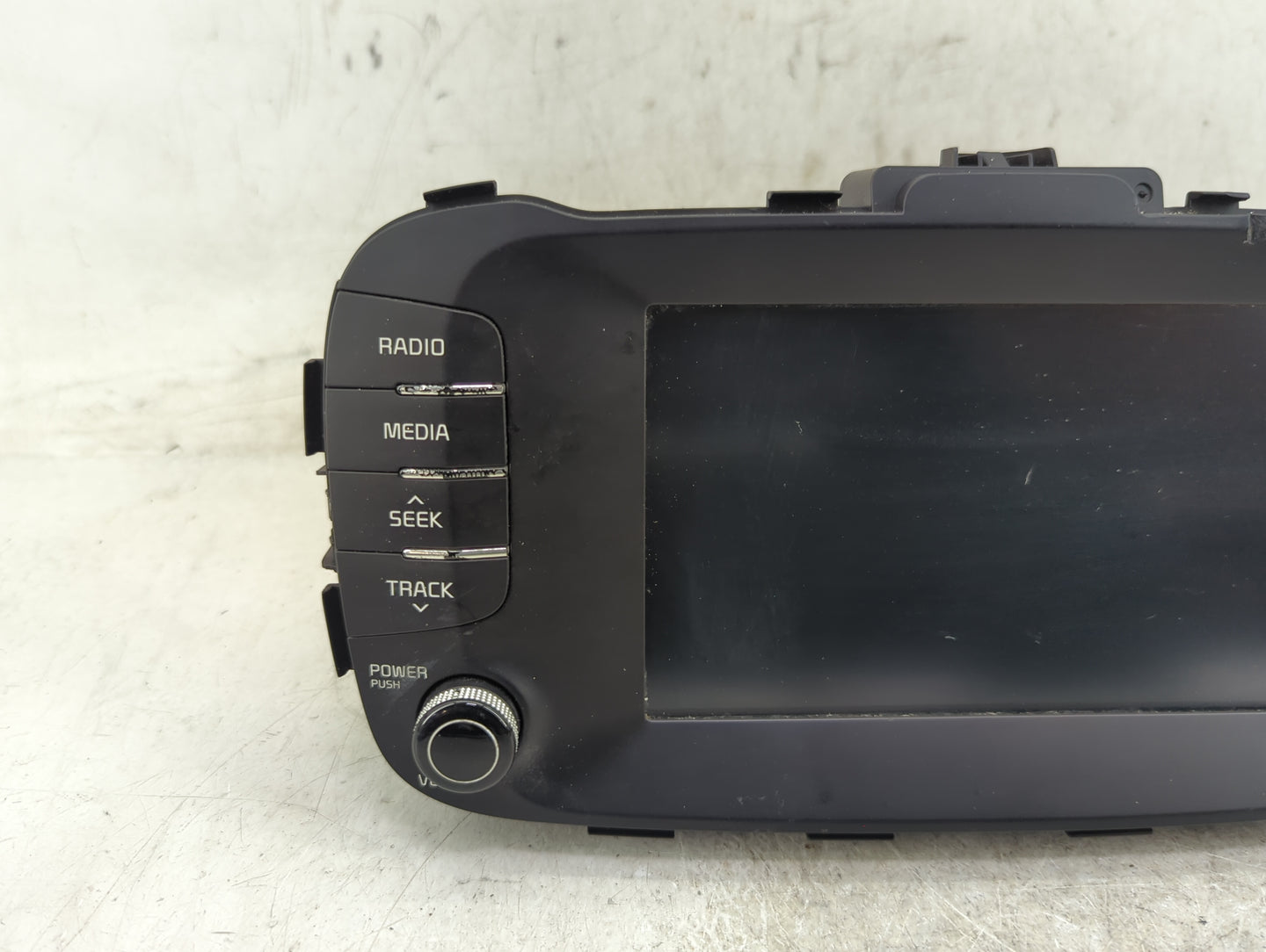 2017-2019 Kia Soul Radio AM FM Cd Player Receiver Replacement P/N:96160-B2310CA Fits Fits 2017 2018 2019 OEM Used Auto Parts