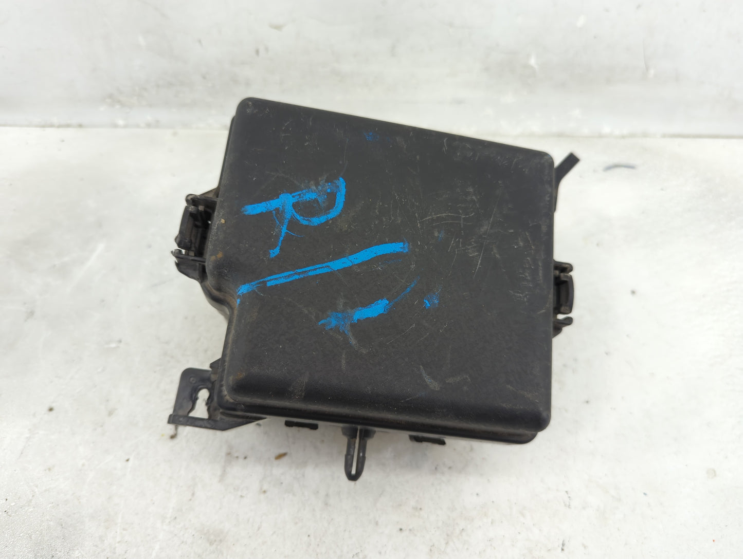 2018 Kia Soul Fusebox Fuse Box Panel Relay Module P/N:91950-B2330 Fits Fits 2016 2017 OEM Used Auto Parts - Oemusedautoparts