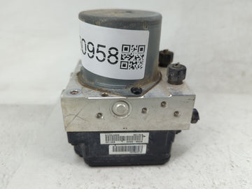 2018 Kia Soul Throttle Body P/N:58900-B2120 Fits OEM Used Auto Parts - Oemusedautoparts1.com