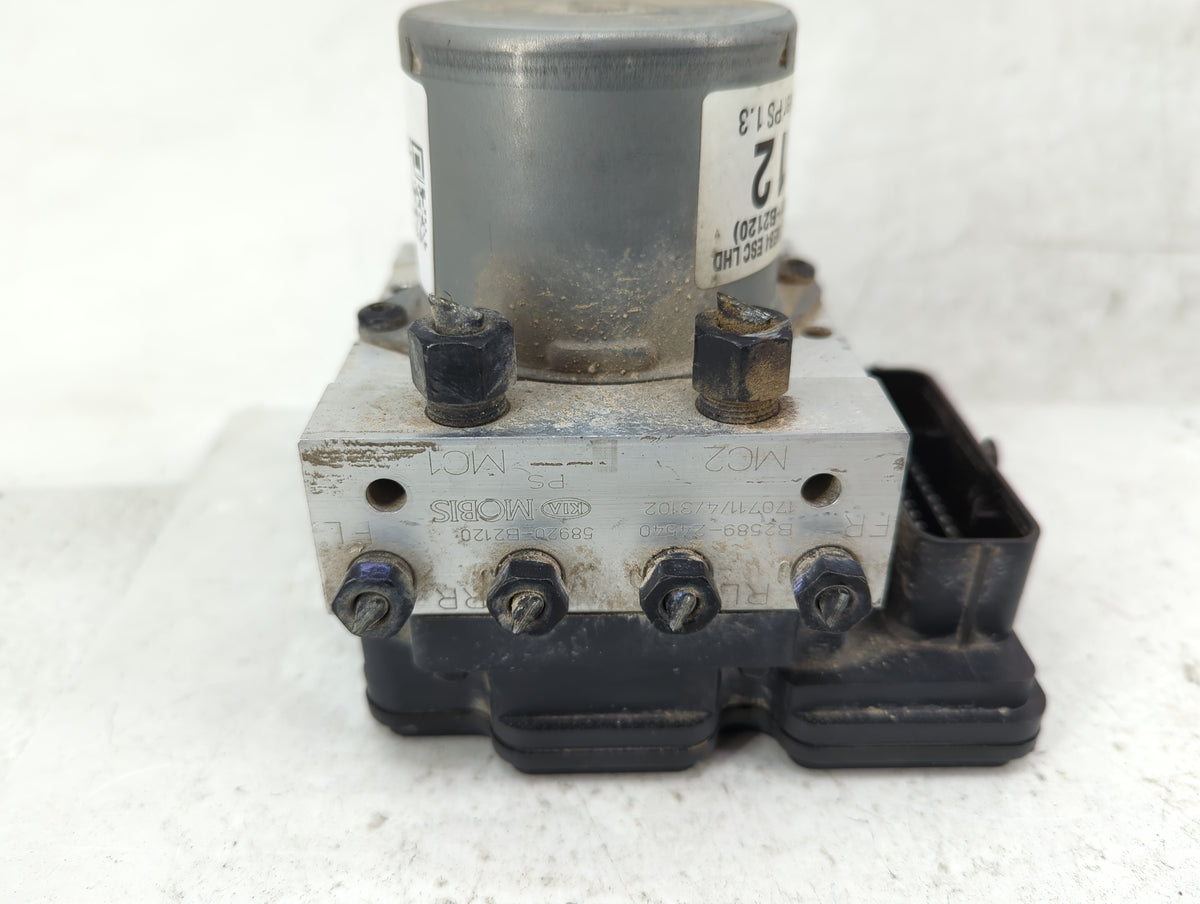 2018 Kia Soul Throttle Body P/N:58900-B2120 Fits Fits 2020 2021 2022 OEM Used Auto Parts - Oemusedautoparts1.com