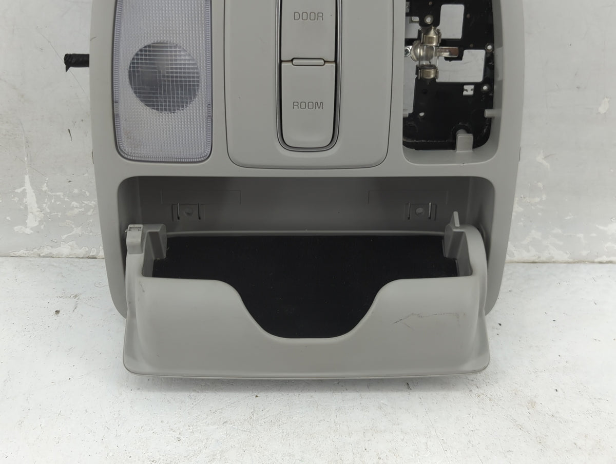 2014-2019 Kia Soul Overhead Roof Console 1437926 - Oemusedautoparts1.com