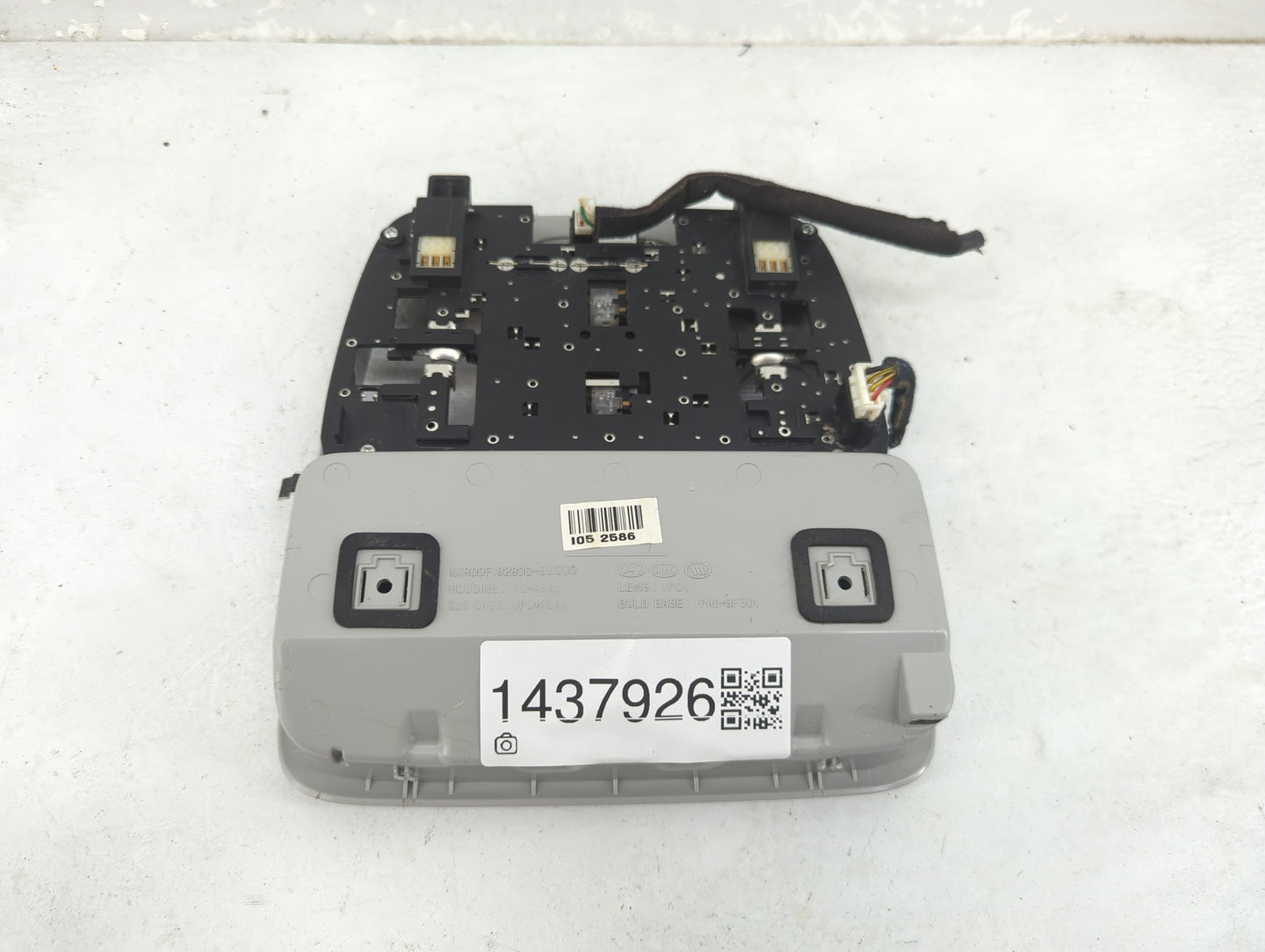 2014-2019 Kia Soul Overhead Roof Console 1437926 - Oemusedautoparts1.com