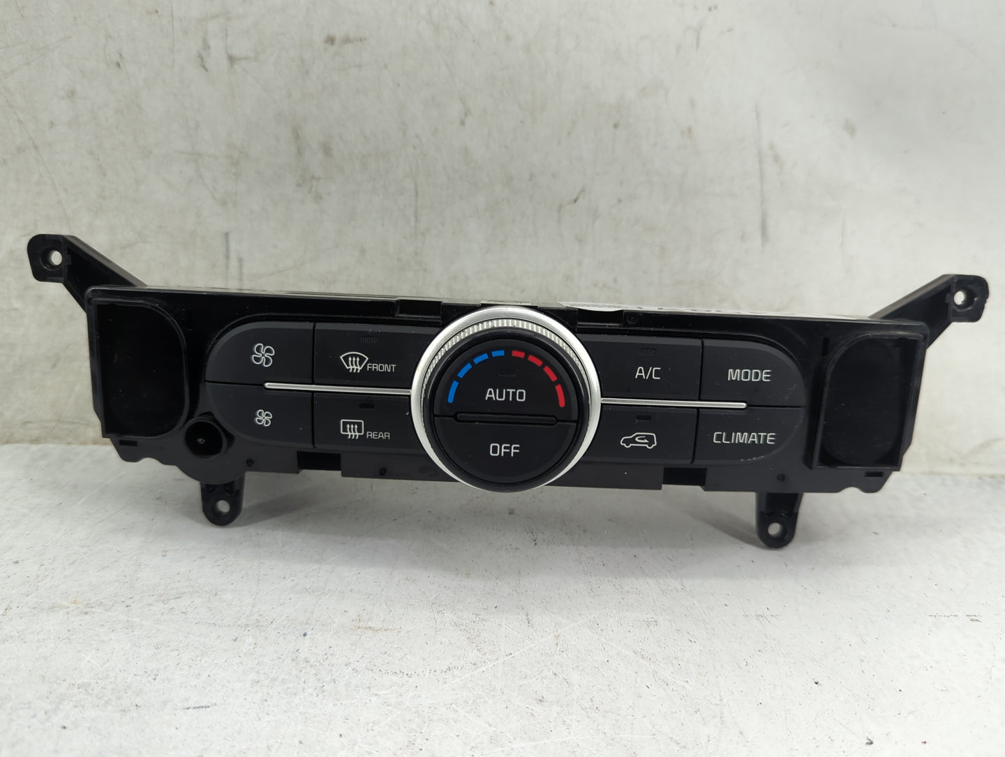 2017-2019 Kia Soul Climate Control Module Temperature AC/Heater Replacement P/N:97250-B2GQ1CA 97250-B2XXX Fits Fits 2017 201