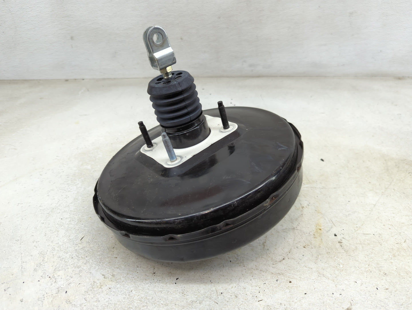 2017-2019 Kia Soul Power Brake Booster Oem 1450668 - Oemusedautoparts1.com