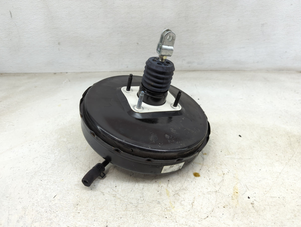 2017-2019 Kia Soul Power Brake Booster Oem 1450668 - Oemusedautoparts1.com