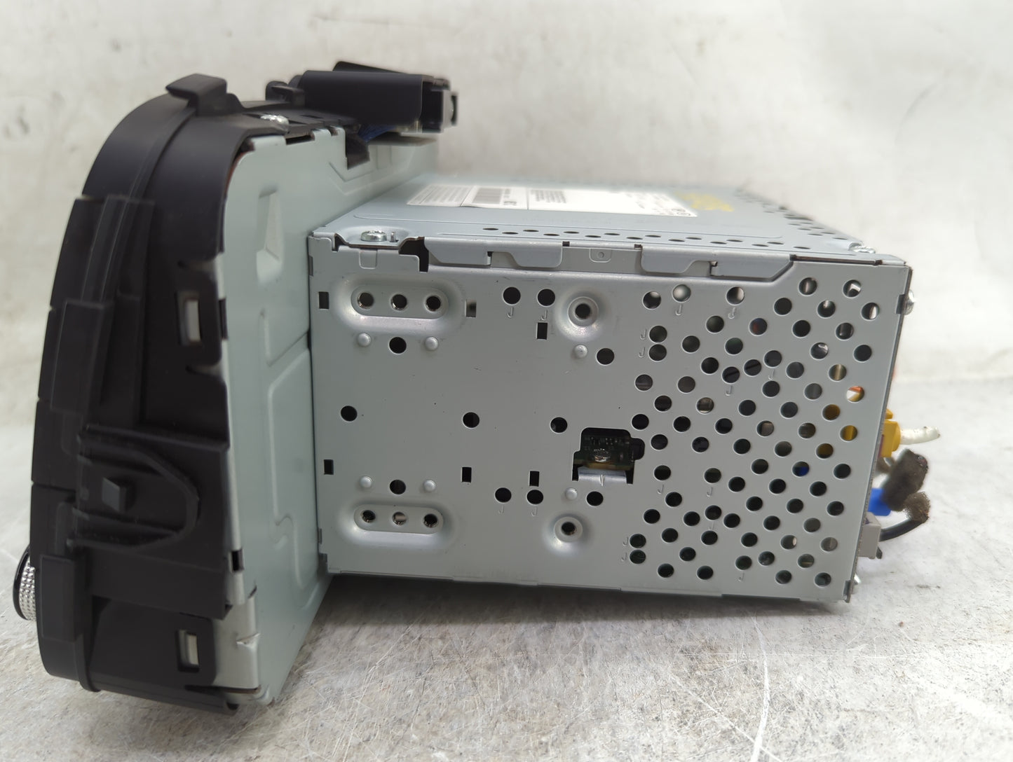 2018-2019 Kia Soul Radio AM FM Cd Player Receiver Replacement P/N:96560-B2511CA AVC4282AN Fits Fits 2018 2019 OEM Used Auto 