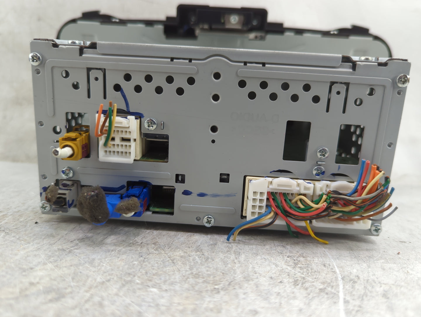 2018-2019 Kia Soul Radio AM FM Cd Player Receiver Replacement P/N:96560-B2511CA AVC4282AN Fits Fits 2018 2019 OEM Used Auto 