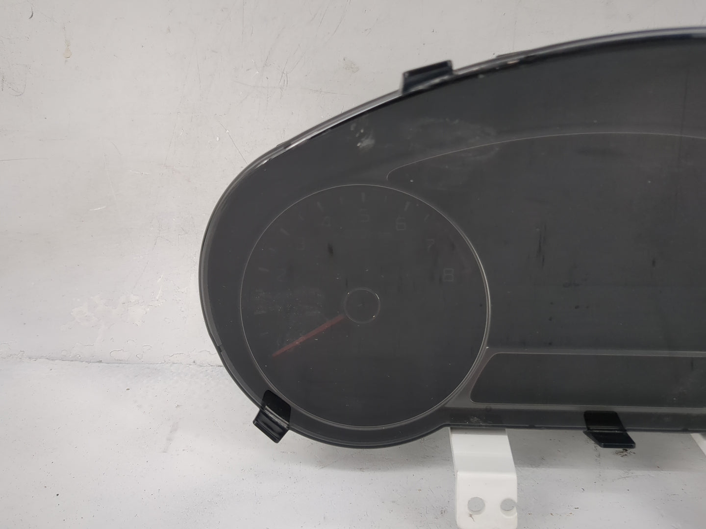 2018-2019 Kia Soul Instrument Cluster Speedometer Gauges P/N:94016-B2770 Miles: Fits Fits 2018 2019 OEM Used Auto Parts - Oe