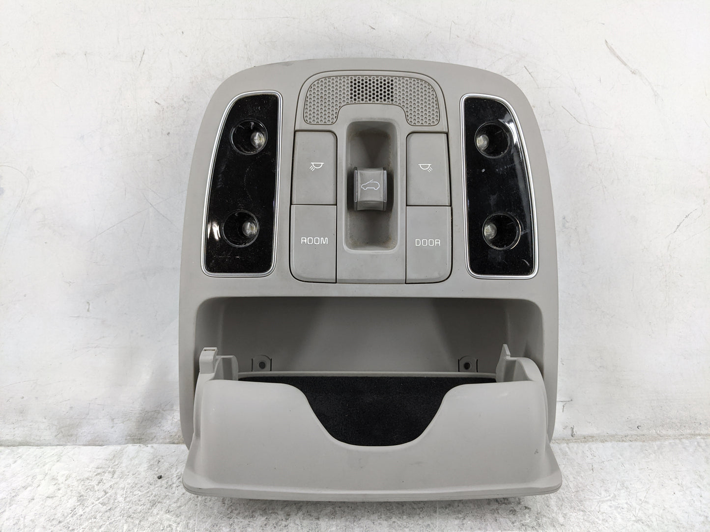 2018 Kia Soul Overhead Roof Console Gray - Oemusedautoparts1.com
