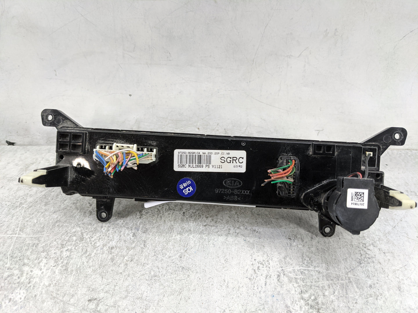 2017-2019 Kia Soul Climate Control Module Temperature AC/Heater Replacement P/N:97250-B2GR1CA Fits Fits 2017 2018 2019 OEM U