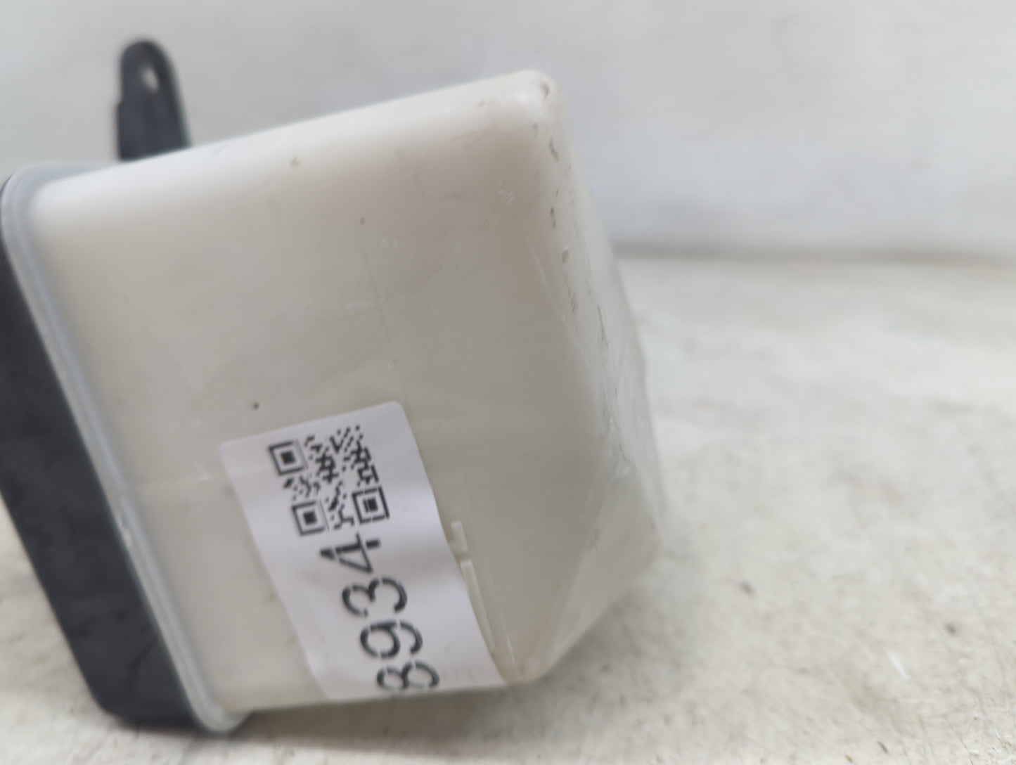 2018 Kia Soul Windshield Washer Fluid Reservoir Bottle Oem - Oemusedautoparts1.com