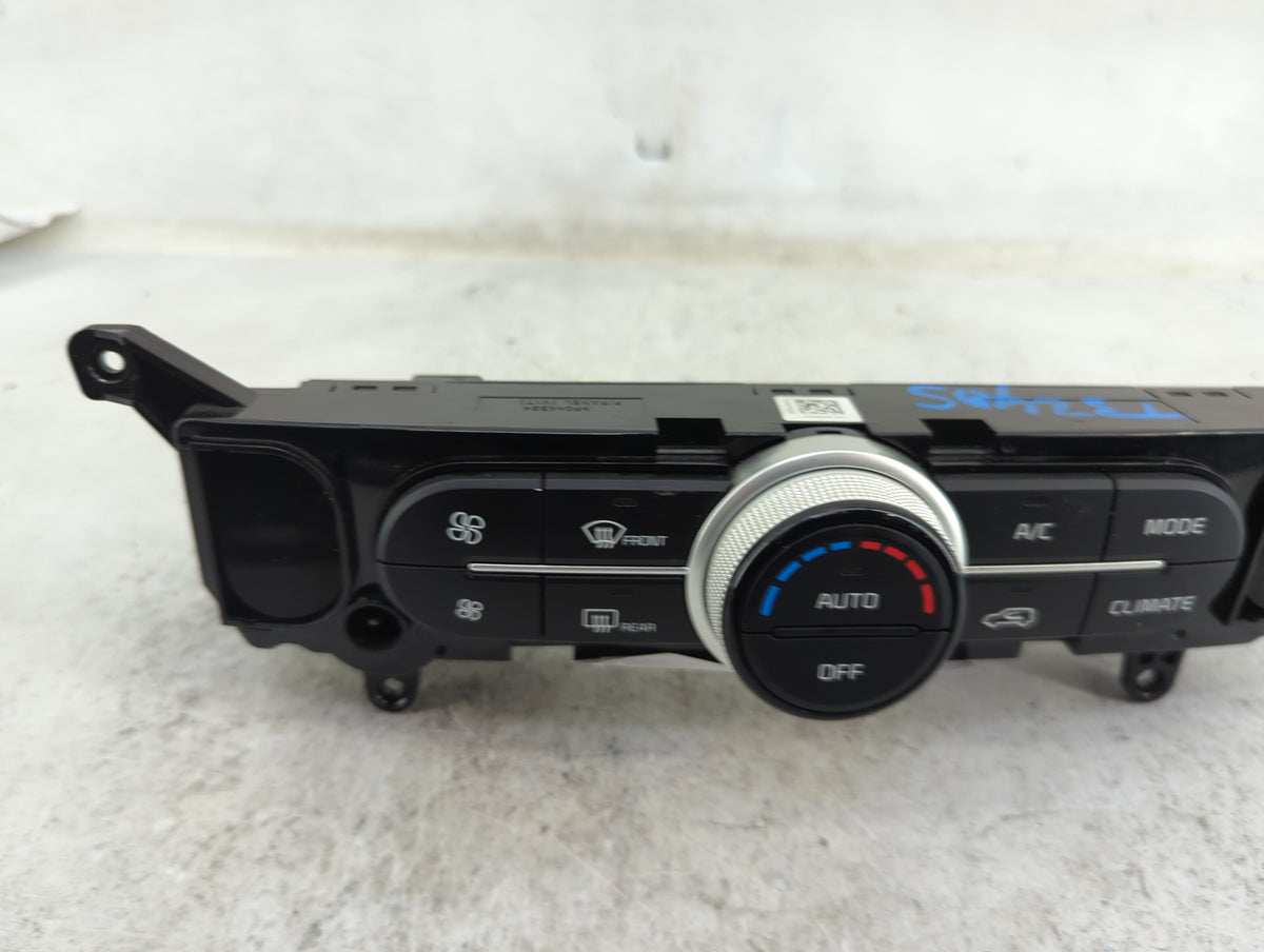 2017-2019 Kia Soul Climate Control Module Temperature AC/Heater Replacement P/N:97250-B2GQ1CA 97250-B2XXX Fits Fits 2017 201