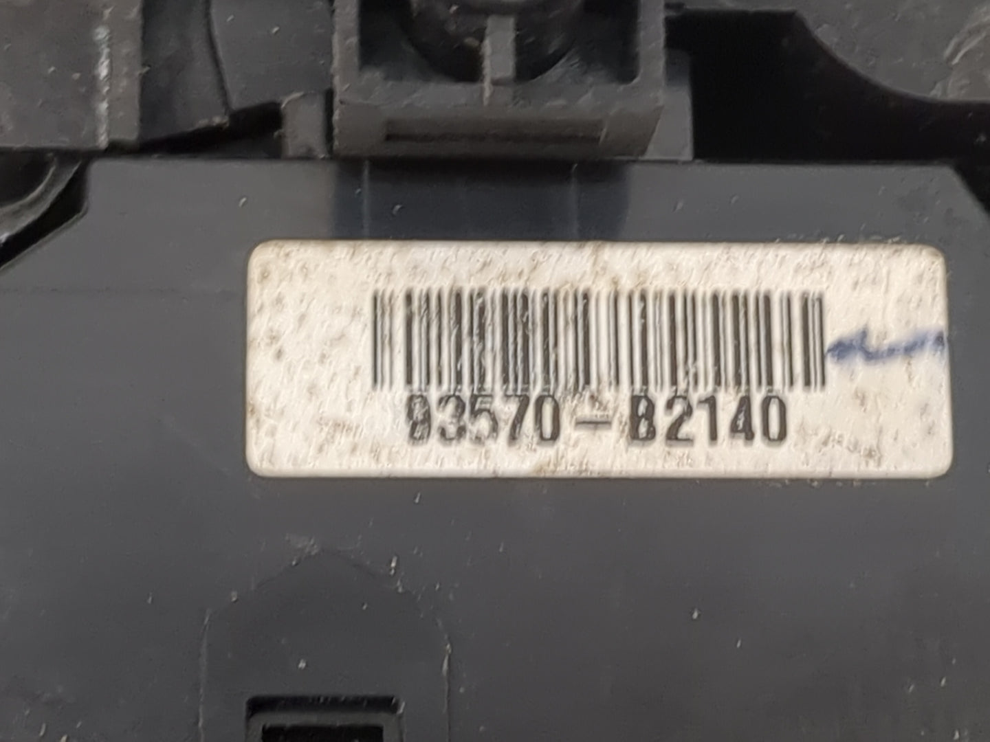 2017-2019 Kia Soul Master Power Window Switch Replacement Driver Side Left P/N:93570-B2140 Fits Fits 2017 2018 2019 OEM Used