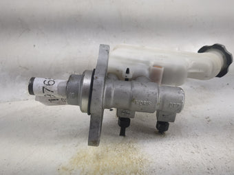 compare product 2017-2019 Kia Soul Brake Master Cylinder 1497657