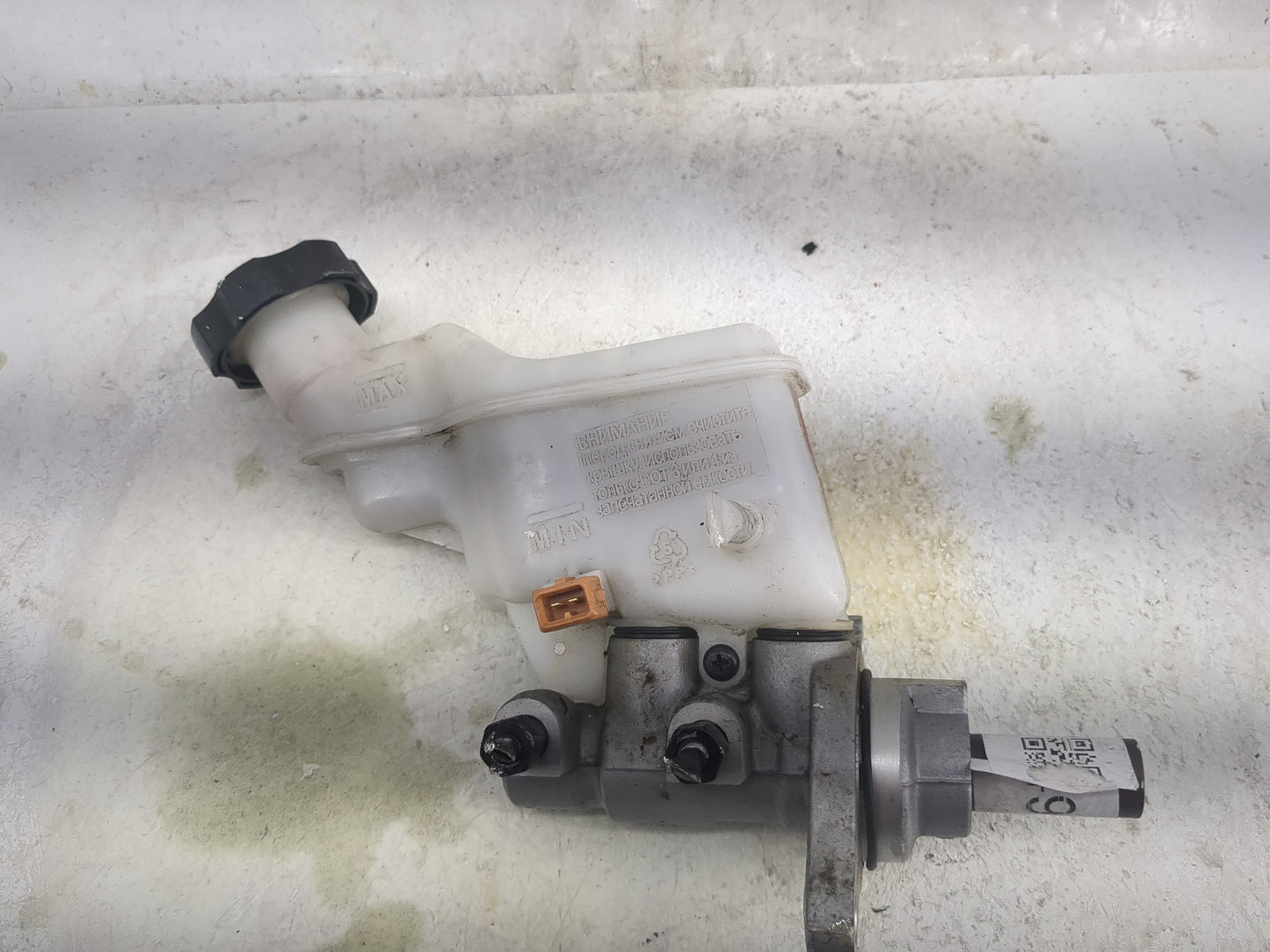 2017-2019 Kia Soul Brake Master Cylinder 1497657 - Oemusedautoparts1.com
