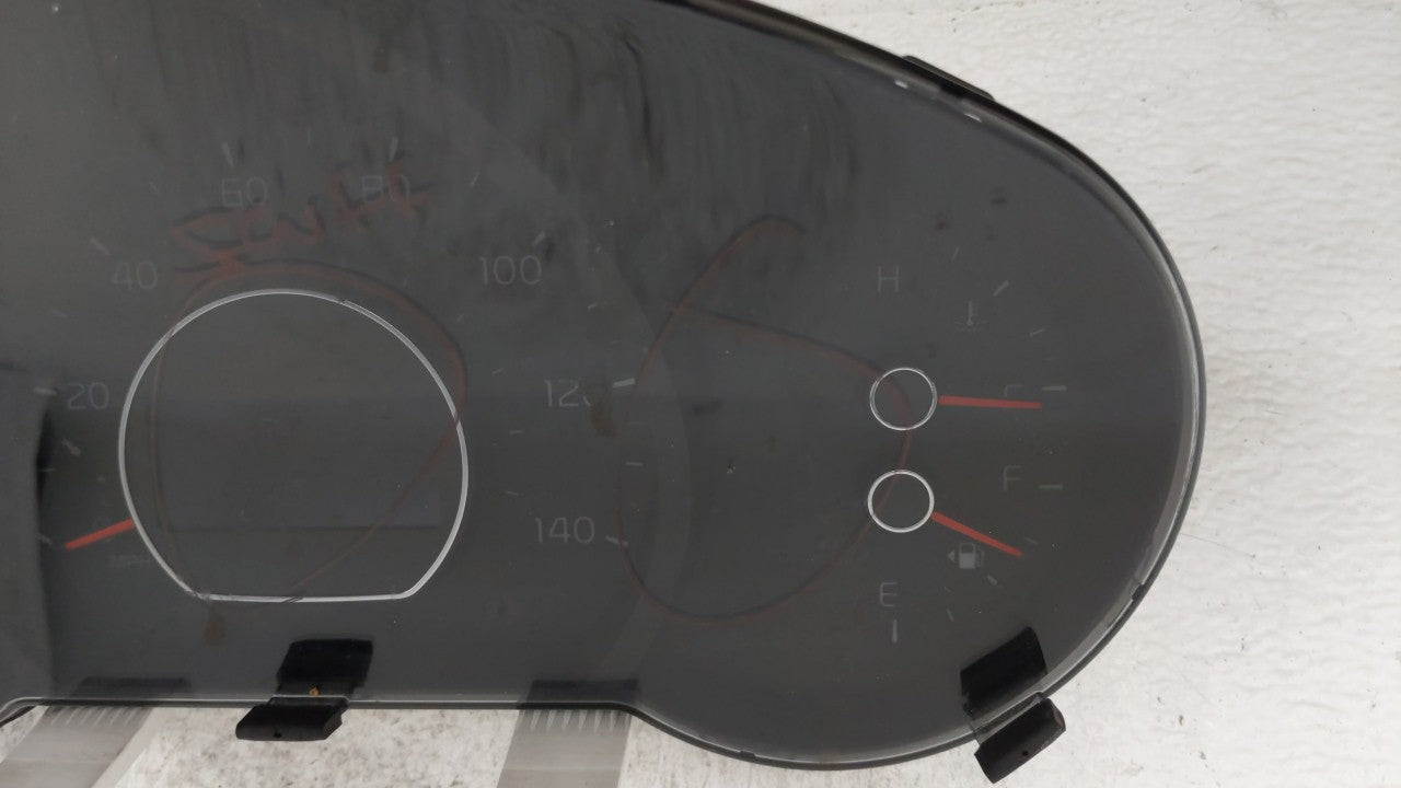 2017-2019 Kia Soul Instrument Cluster Speedometer Gauges P/N:94006-92720 94006-B2720 Fits Fits 2017 2018 2019 OEM Used Auto 