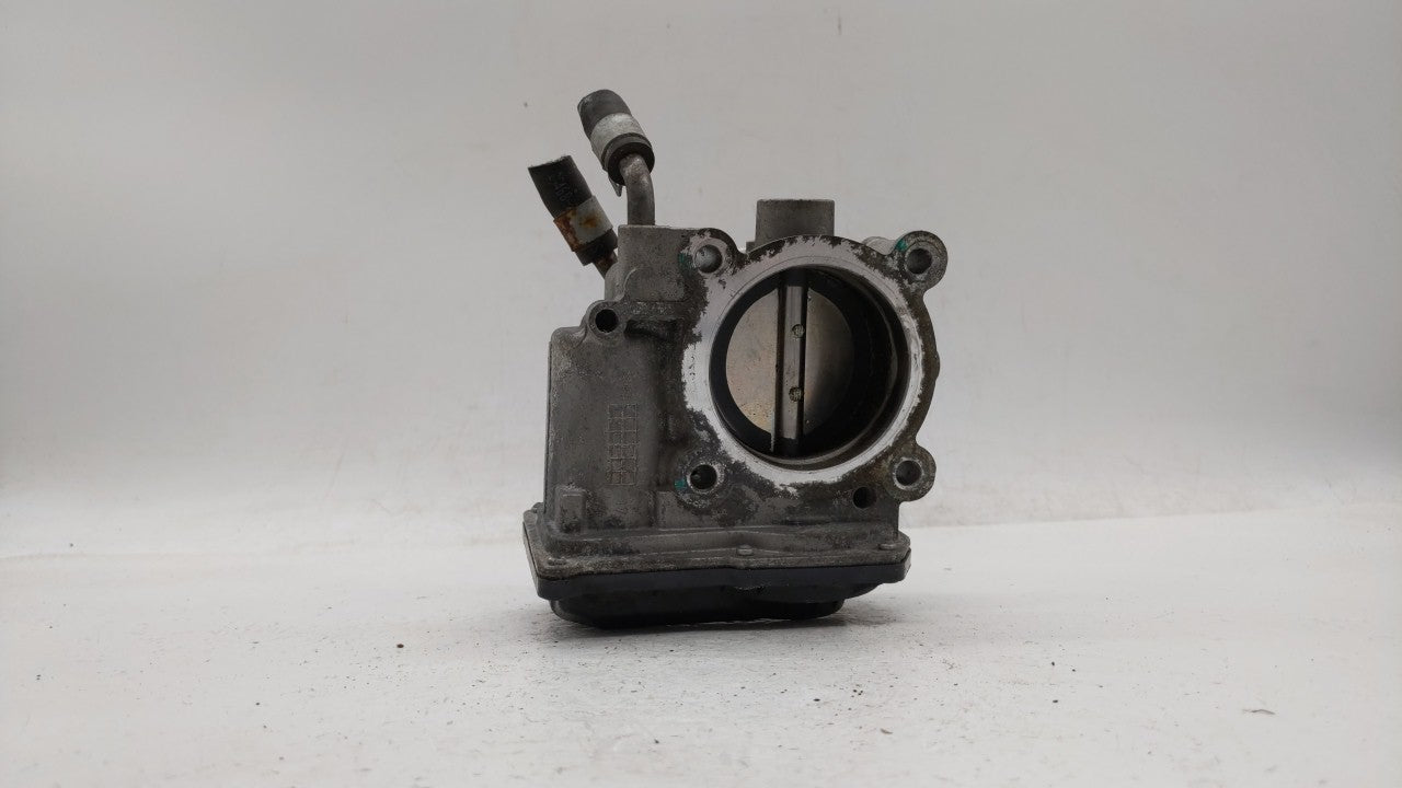 2014-2019 Kia Soul Throttle Body P/N:35100-2E000 Fits Fits 2011 2012 2013 2014 2015 2016 2017 2018 2019 OEM Used Auto Parts 