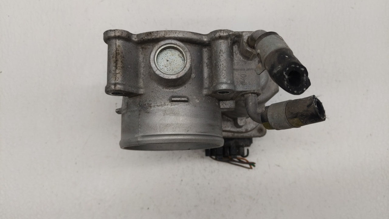 2014-2019 Kia Soul Throttle Body P/N:35100-2E000 Fits Fits 2011 2012 2013 2014 2015 2016 2017 2018 2019 OEM Used Auto Parts 