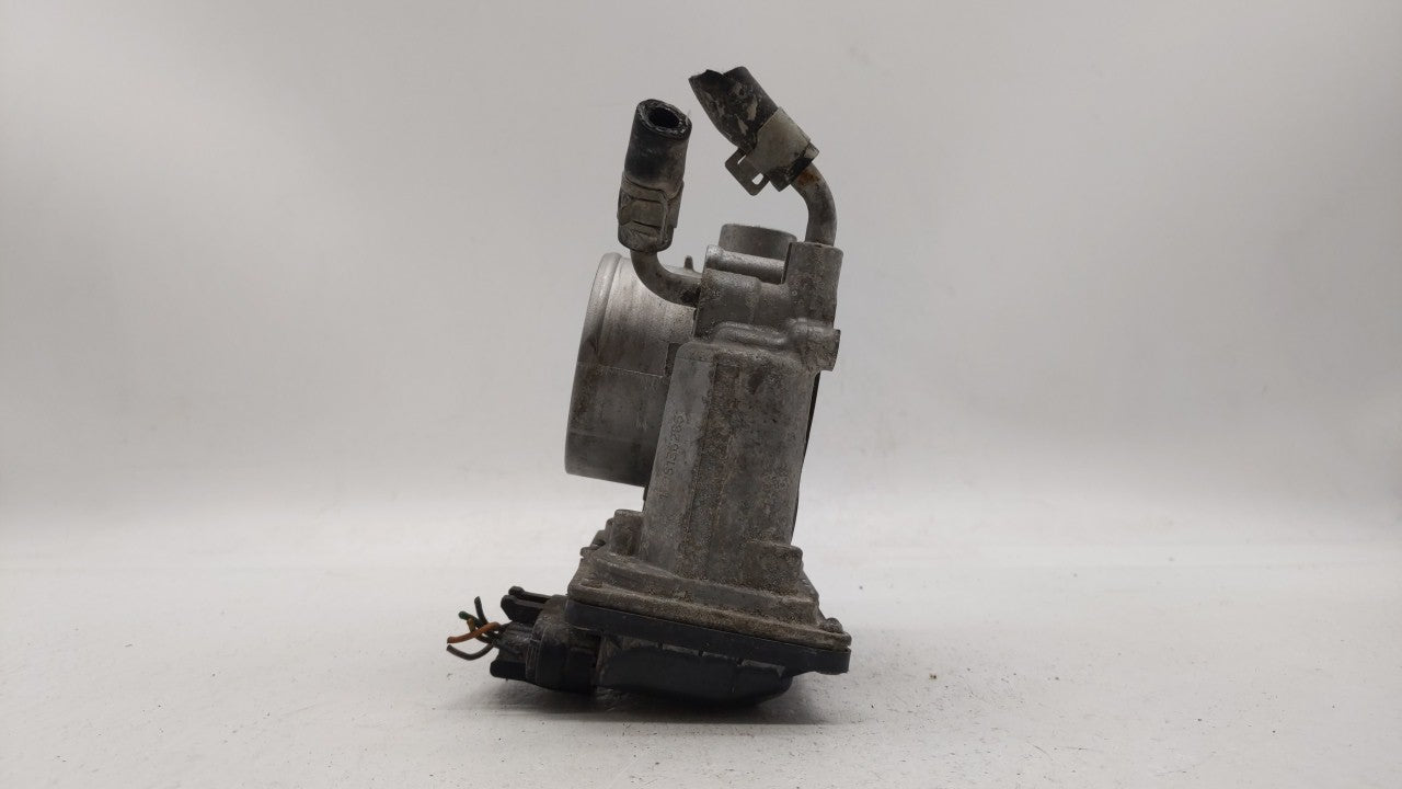 2014-2019 Kia Soul Throttle Body P/N:35100-2E000 Fits Fits 2011 2012 2013 2014 2015 2016 2017 2018 2019 OEM Used Auto Parts 