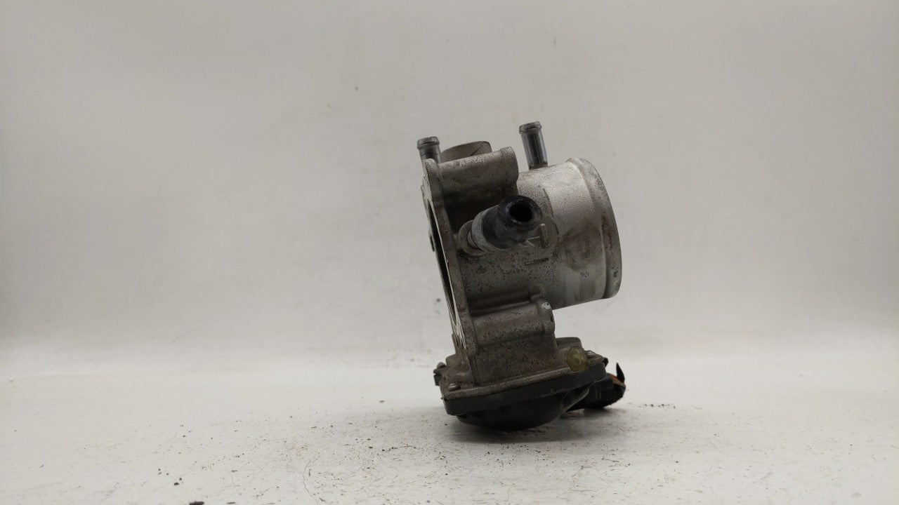 2012-2019 Kia Soul Throttle Body P/N:5302-1S02 35100-2B300 Fits Fits 2012 2013 2014 2015 2016 2017 2018 2019 OEM Used Auto P