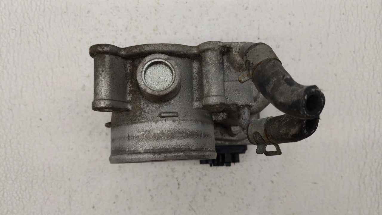 2014-2019 Kia Soul Throttle Body P/N:35100-2E000 Fits Fits 2011 2012 2013 2014 2015 2016 2017 2018 2019 OEM Used Auto Parts 