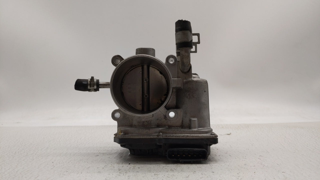 2012-2019 Kia Soul Throttle Body P/N:5302-1S02 35100-2B300 Fits Fits 2012 2013 2014 2015 2016 2017 2018 2019 OEM Used Auto P