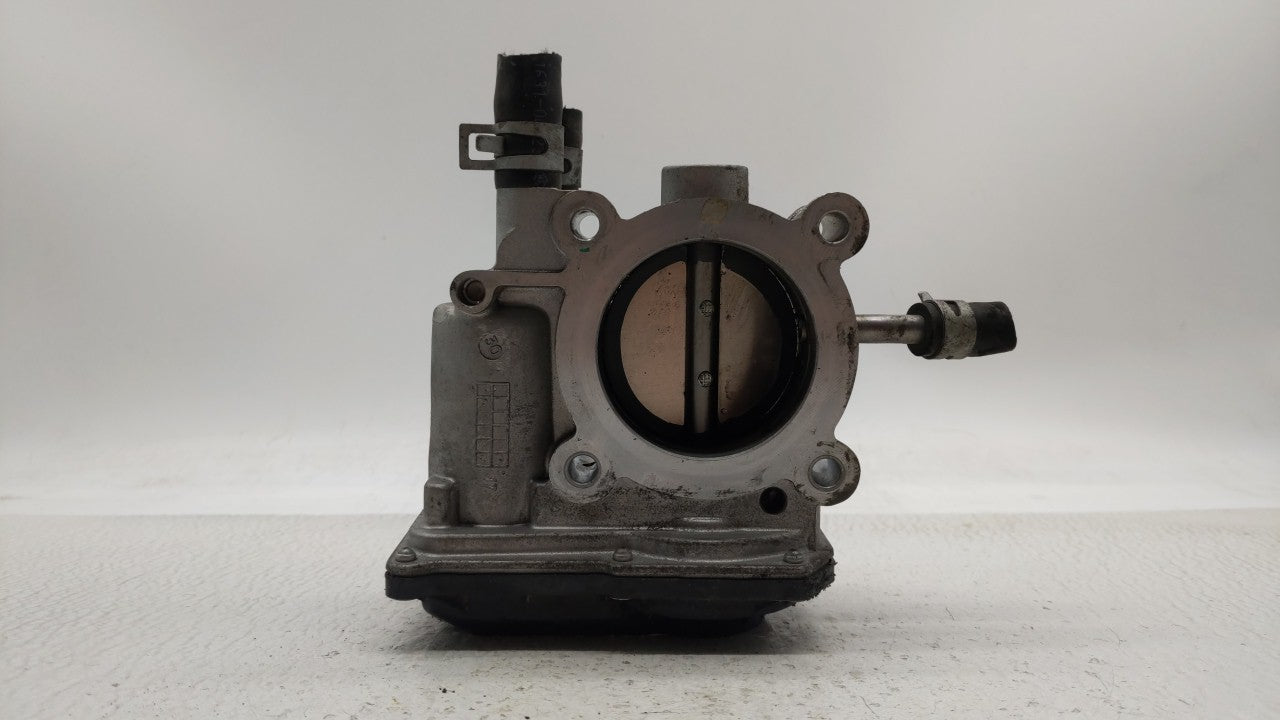 2012-2019 Kia Soul Throttle Body P/N:5302-1S02 35100-2B300 Fits Fits 2012 2013 2014 2015 2016 2017 2018 2019 OEM Used Auto P