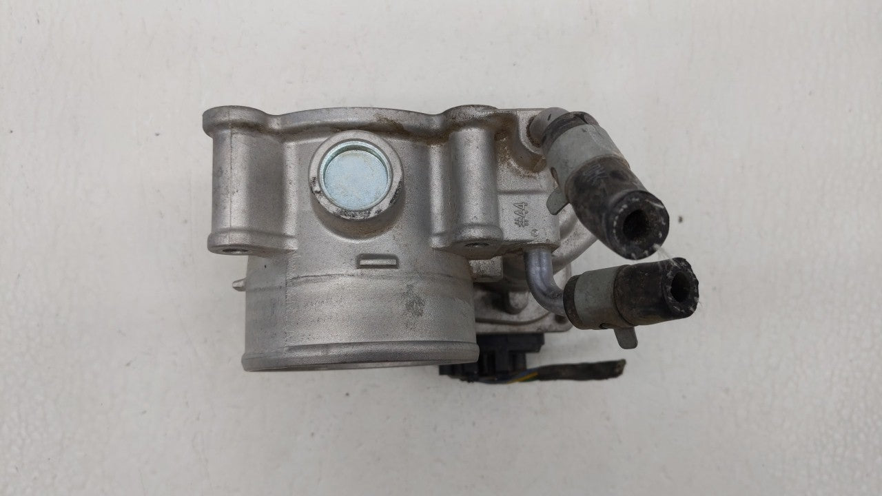 2014-2019 Kia Soul Throttle Body P/N:35100-2E000 Fits Fits 2011 2012 2013 2014 2015 2016 2017 2018 2019 OEM Used Auto Parts 