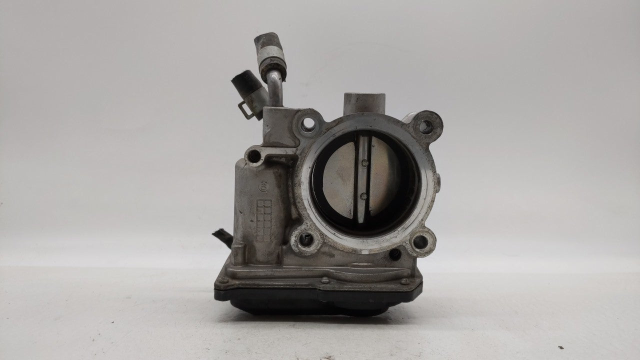 2014-2019 Kia Soul Throttle Body P/N:35100-2E000 Fits Fits 2011 2012 2013 2014 2015 2016 2017 2018 2019 OEM Used Auto Parts 
