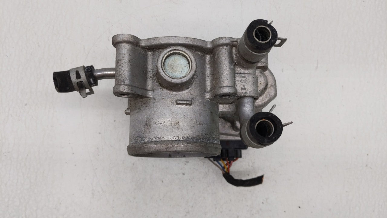 2012-2019 Kia Soul Throttle Body P/N:5302-1S02 35100-2B300 Fits Fits 2012 2013 2014 2015 2016 2017 2018 2019 OEM Used Auto P