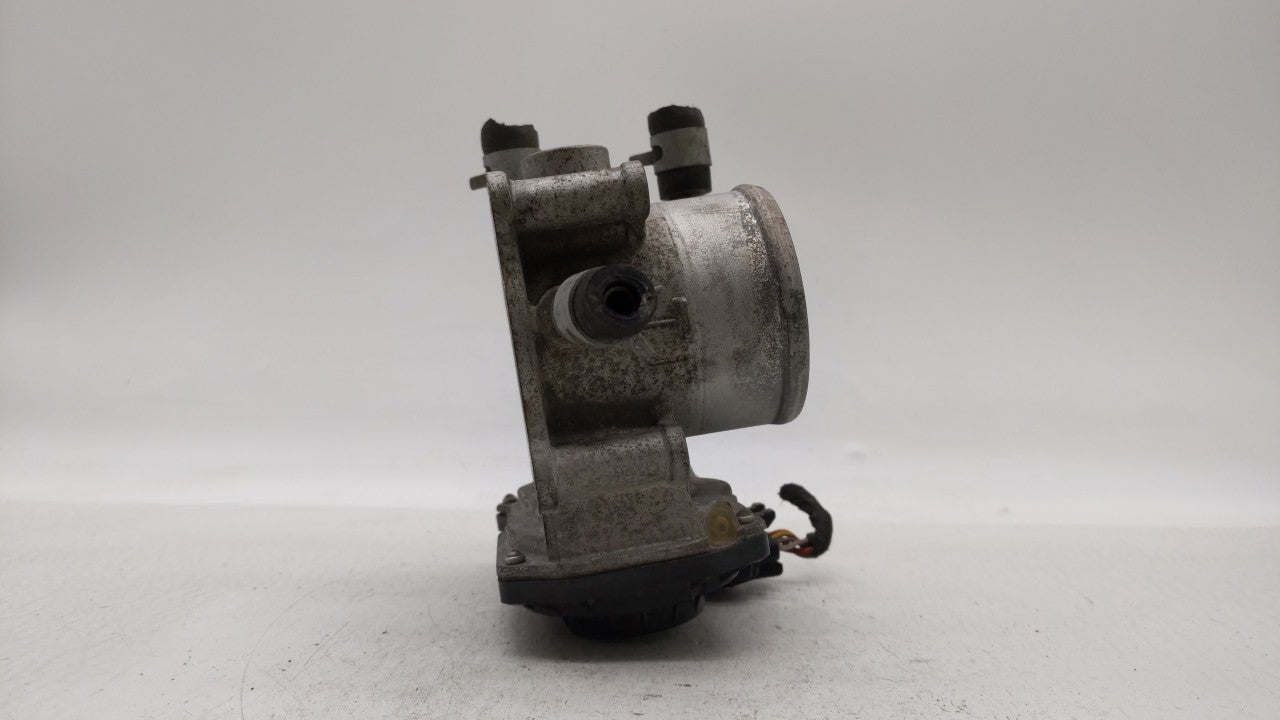 2012-2019 Kia Soul Throttle Body P/N:5302-1S02 35100-2B300 Fits Fits 2012 2013 2014 2015 2016 2017 2018 2019 OEM Used Auto P