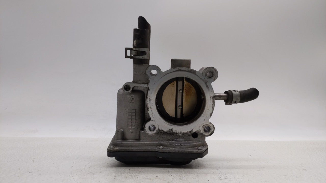 2012-2019 Kia Soul Throttle Body P/N:5302-1S02 35100-2B300 Fits Fits 2012 2013 2014 2015 2016 2017 2018 2019 OEM Used Auto P