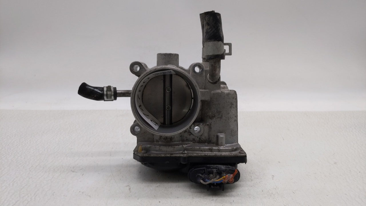 2012-2019 Kia Soul Throttle Body P/N:5302-1S02 35100-2B300 Fits Fits 2012 2013 2014 2015 2016 2017 2018 2019 OEM Used Auto P