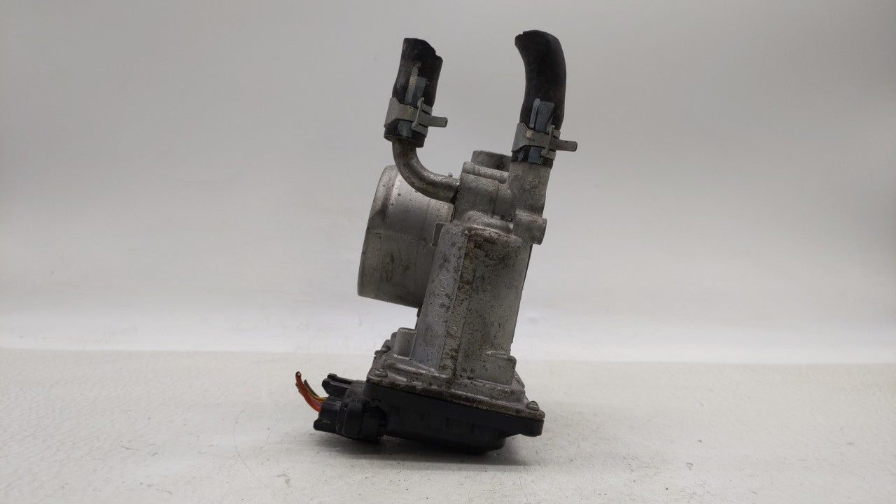 2012-2019 Kia Soul Throttle Body P/N:5302-1S02 35100-2B300 Fits Fits 2012 2013 2014 2015 2016 2017 2018 2019 OEM Used Auto P