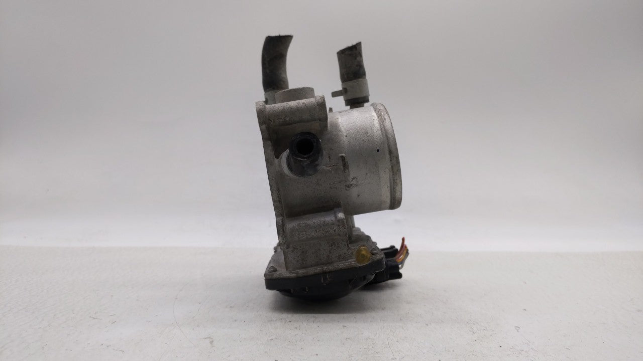 2012-2019 Kia Soul Throttle Body P/N:5302-1S02 35100-2B300 Fits Fits 2012 2013 2014 2015 2016 2017 2018 2019 OEM Used Auto P