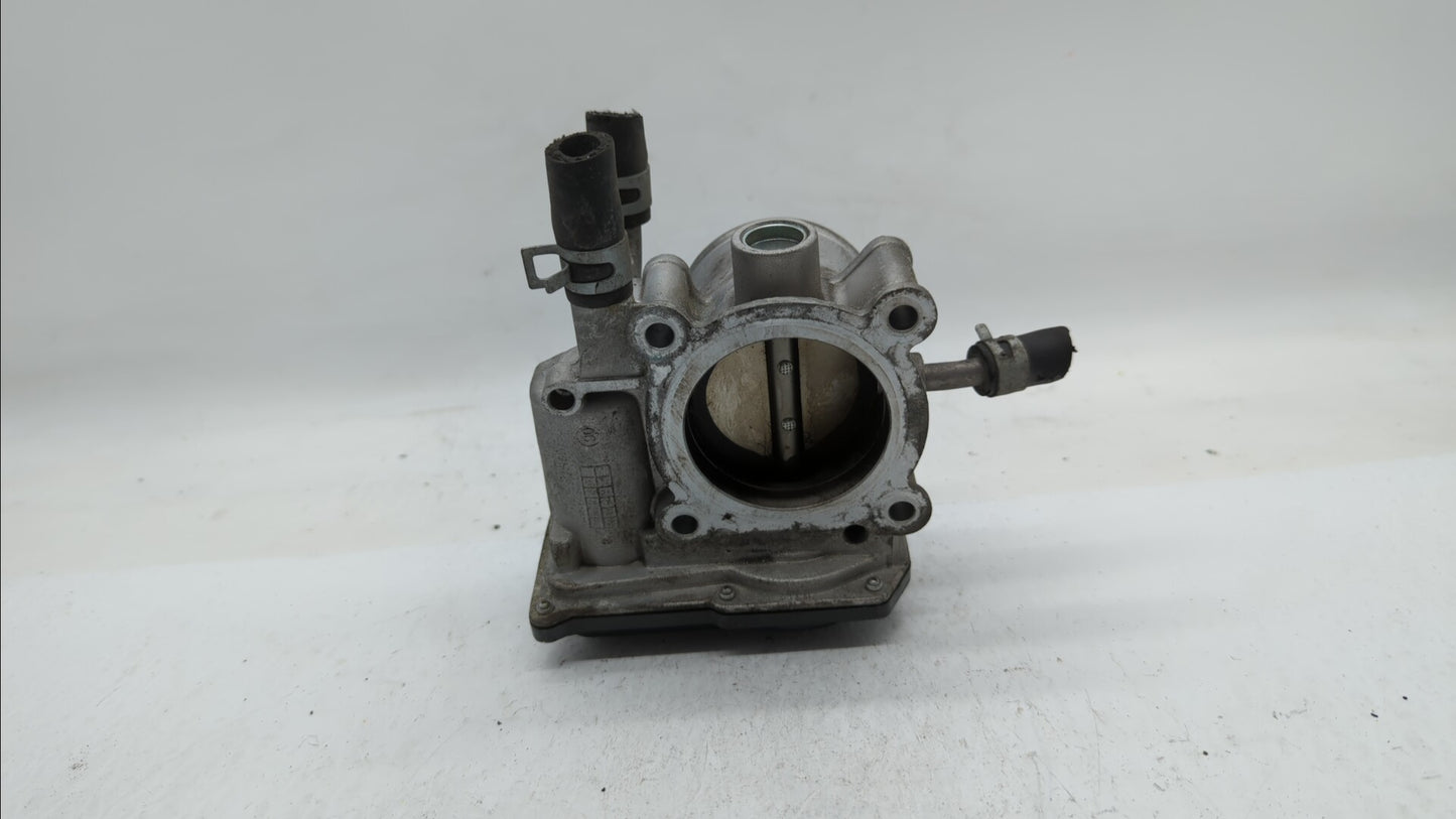 2012-2019 Kia Soul Throttle Body P/N:35100-2B310 5302-1S02, 35100-2B300 Fits Fits 2012 2013 2014 2015 2016 2017 2018 2019 OE