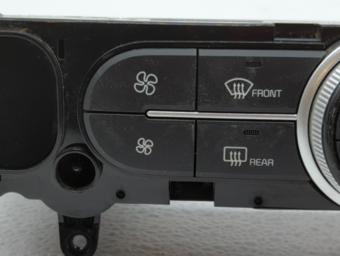 2017-2019 Kia Soul Climate Control Module Temperature AC/Heater Replacement P/N:97250-B2DQ1CA 97250-B2GQ1CA Fits OEM Used Au