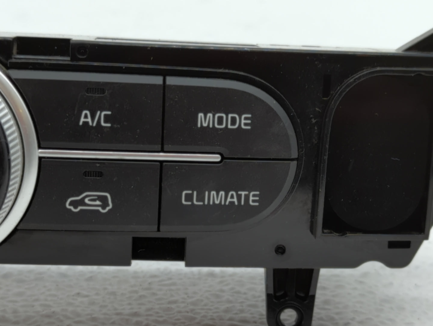 2017-2019 Kia Soul Climate Control Module Temperature AC/Heater Replacement P/N:97250-B2DQ1CA 97250-B2GQ1CA Fits OEM Used Au