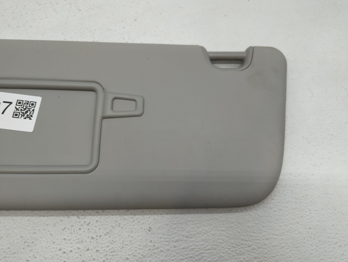 2014-2019 Kia Soul Sun Visor Shade Replacement Driver Left Mirror Fits Fits 2014 2015 2016 2017 2018 2019 OEM Used Auto Part
