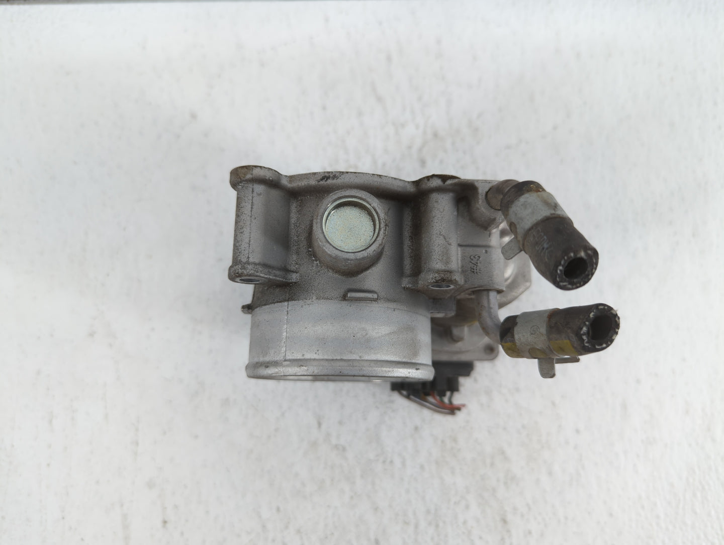 2014-2019 Kia Soul Throttle Body P/N:35100-2E000 1302150124, 35100-2E710 Fits Fits 2011 2012 2013 2014 2015 2016 2017 2018 2