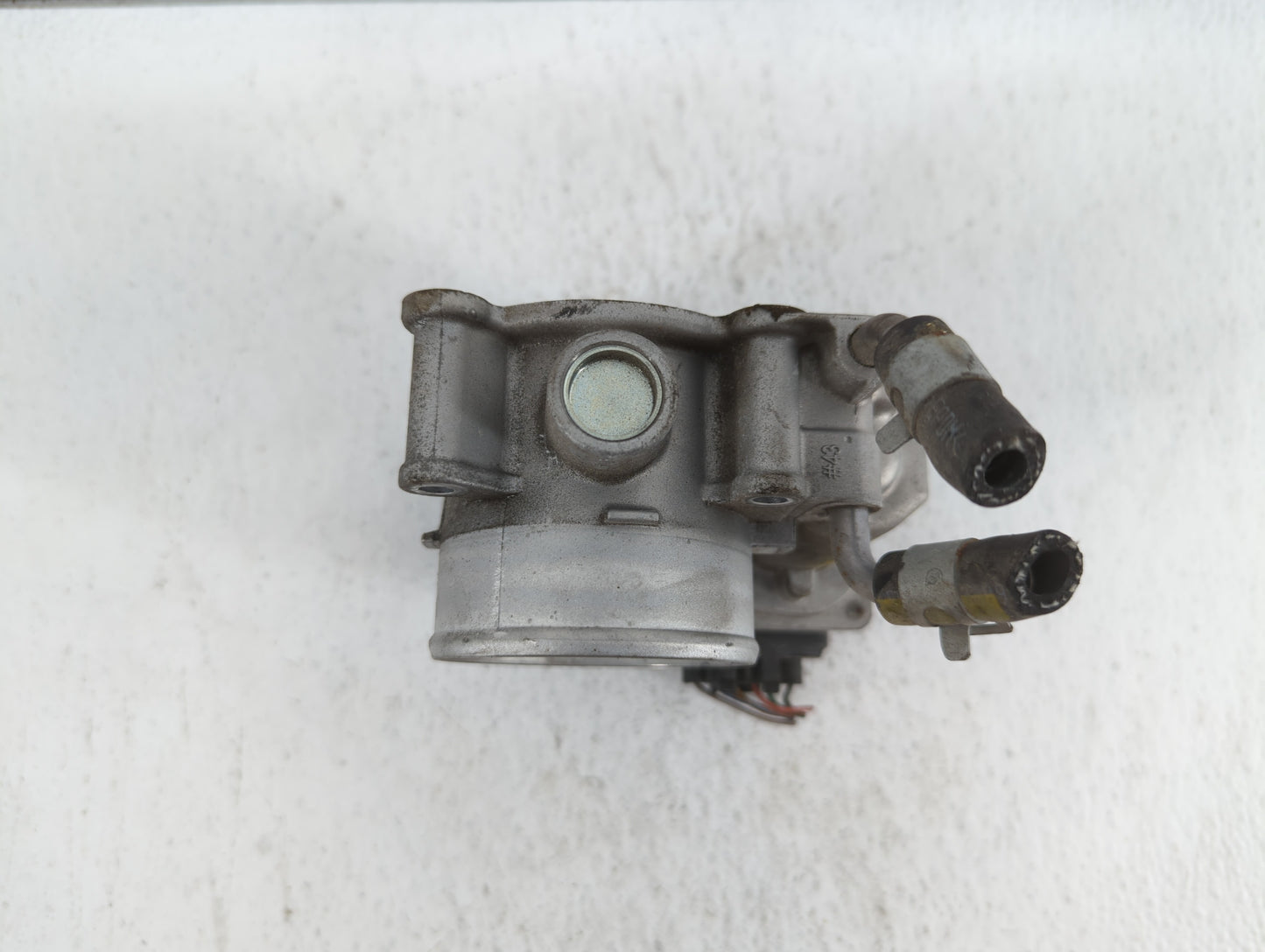 2014-2019 Kia Soul Throttle Body P/N:35100-2E000 1302150124, 35100-2E710 Fits Fits 2011 2012 2013 2014 2015 2016 2017 2018 2