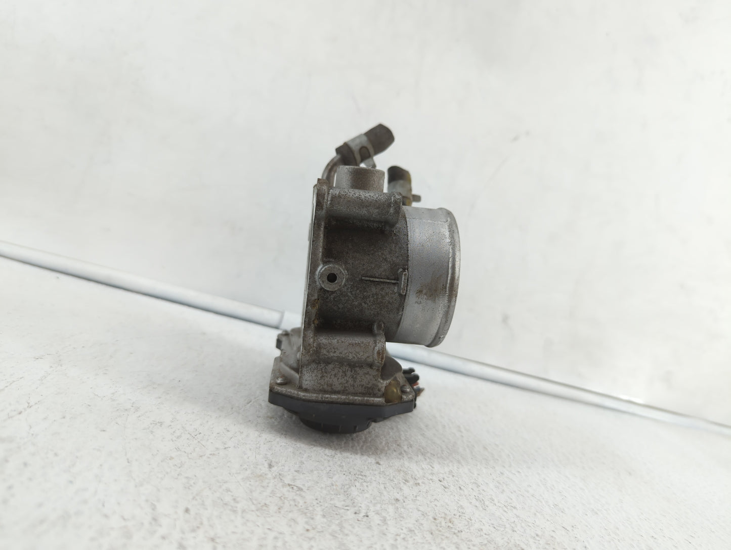 2014-2019 Kia Soul Throttle Body P/N:35100-2E000 1302150124, 35100-2E710 Fits Fits 2011 2012 2013 2014 2015 2016 2017 2018 2