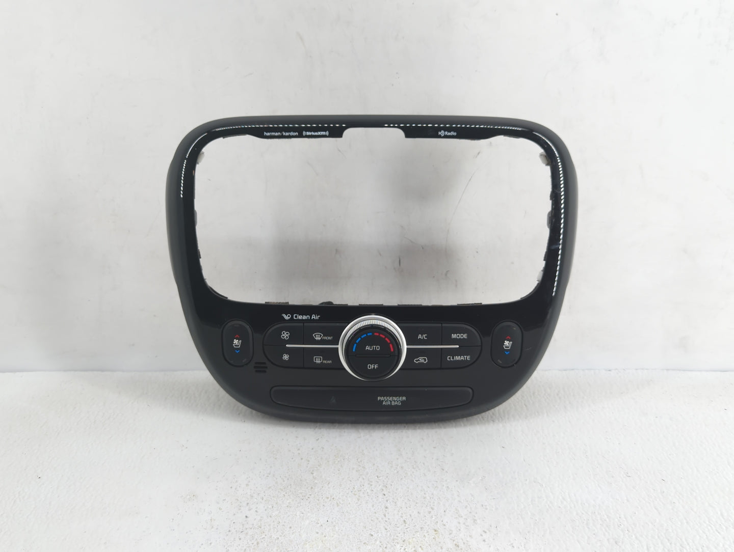 2017-2019 Kia Soul Climate Control Module Temperature AC/Heater Replacement P/N:97250-B2GS1CA Fits Fits 2017 2018 2019 OEM U