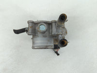 2012-2019 Kia Soul Throttle Body P/N:35100-2B300 Fits Fits 2012 2013 2014 2015 2016 2017 2018 2019 OEM Used Auto Parts - Oem