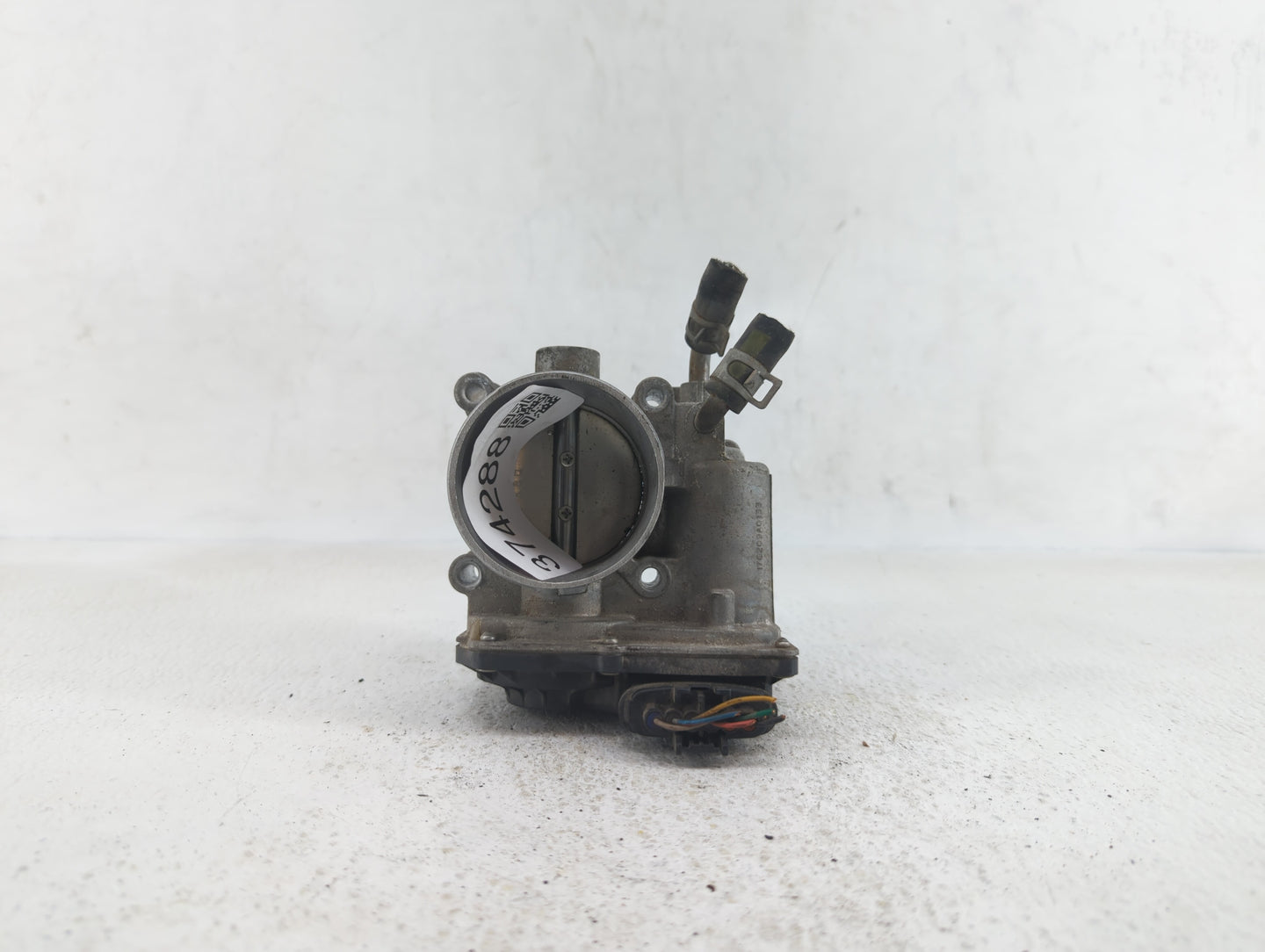 2014-2019 Kia Soul Throttle Body P/N:35100-2E000 1302150124, 35100-2E710 Fits Fits 2011 2012 2013 2014 2015 2016 2017 2018 2