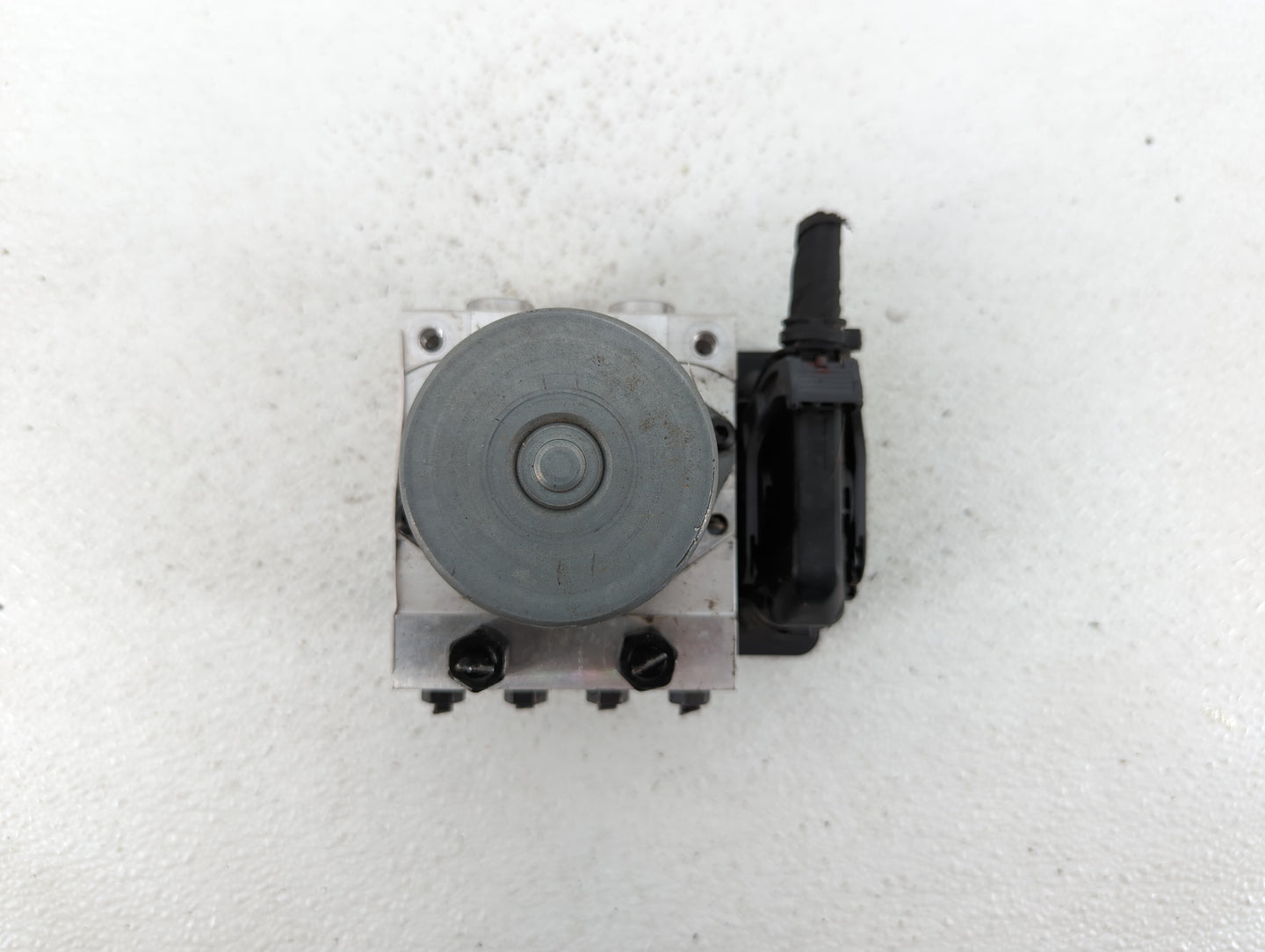 2017-2019 Kia Soul ABS Pump Control Module Replacement P/N:B2589-33540 58900-B2120, B2589-24540 Fits Fits 2017 2018 2019 OEM