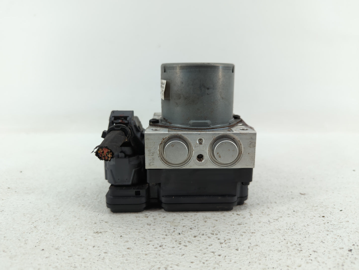 2017-2019 Kia Soul ABS Pump Control Module Replacement P/N:B2589-33540 58900-B2120, B2589-24540 Fits Fits 2017 2018 2019 OEM