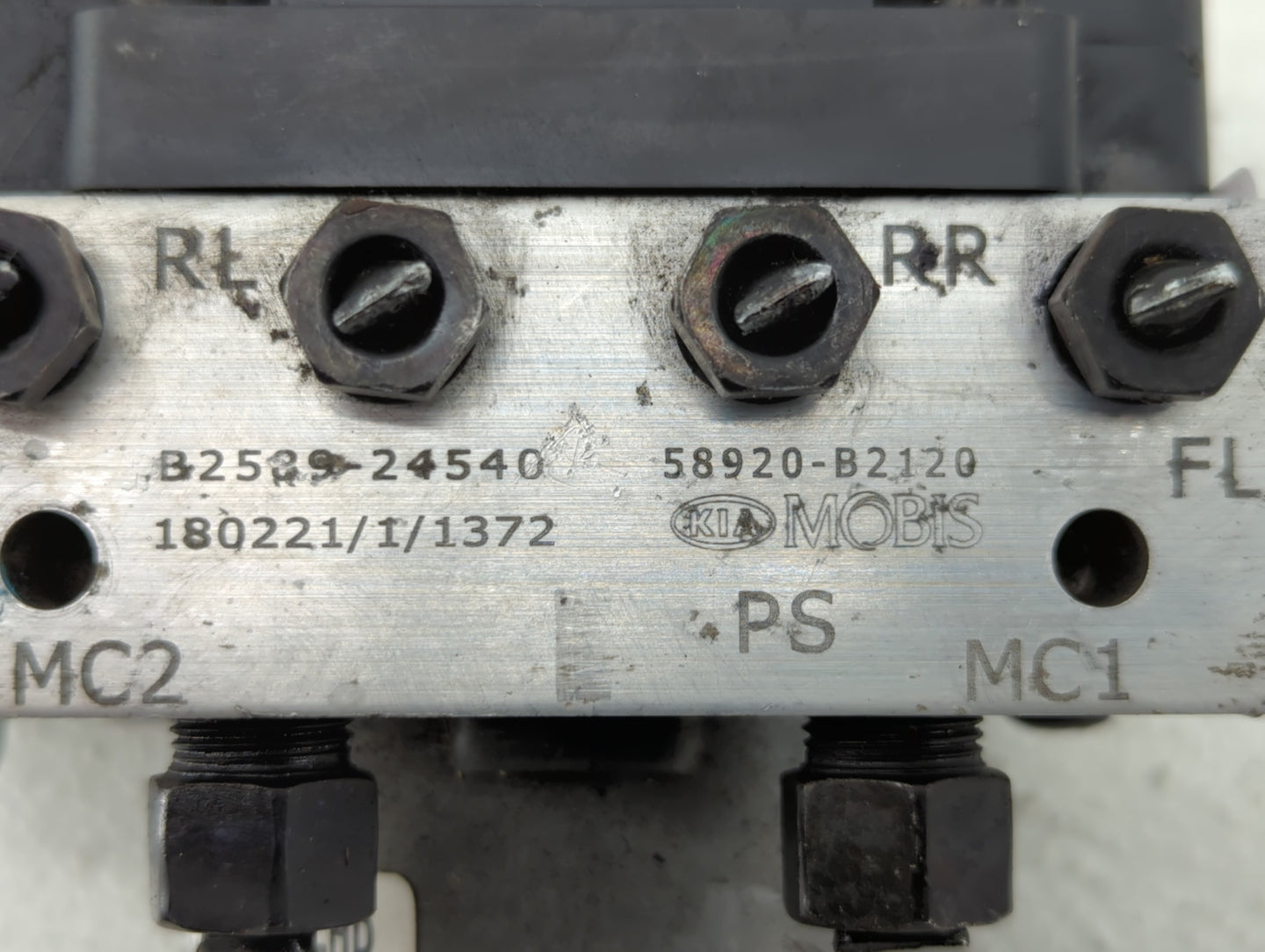 2017-2019 Kia Soul ABS Pump Control Module Replacement P/N:B2589-33540 58900-B2120, B2589-24540 Fits Fits 2017 2018 2019 OEM